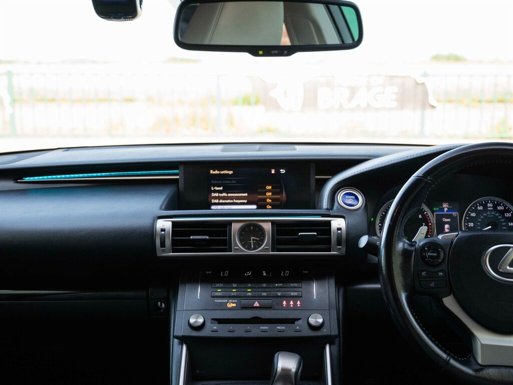 Lexus IS 250 Premier Silver #42