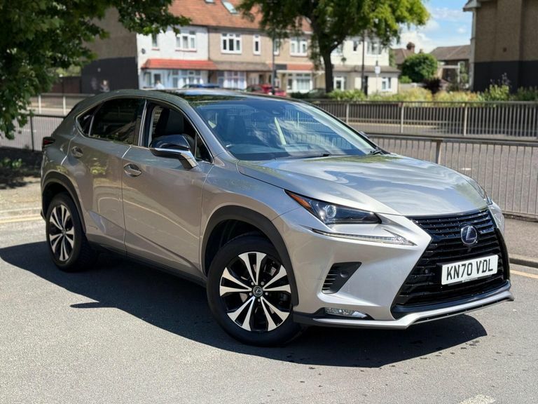 Lexus NX 2.5 300H Gpf E-cvt 4Wd Euro 6 Ss Silver