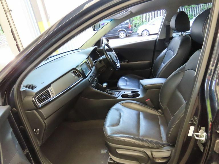 Kia e-Niro 1L 3 Blue #10