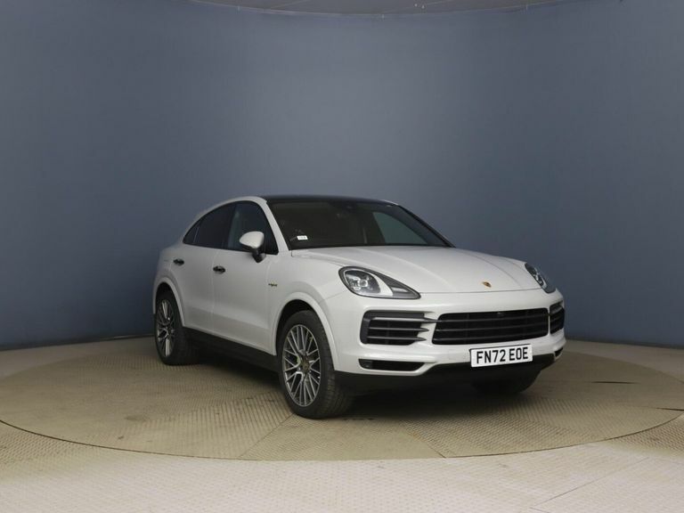 Porsche Cayenne 3.0 V6 E-hybrid 17.9Kwh Platinum Edition Tiptronic Grey