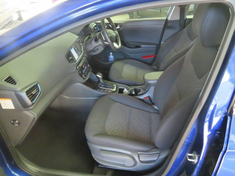 Hyundai Ioniq Hatchback Grey #10