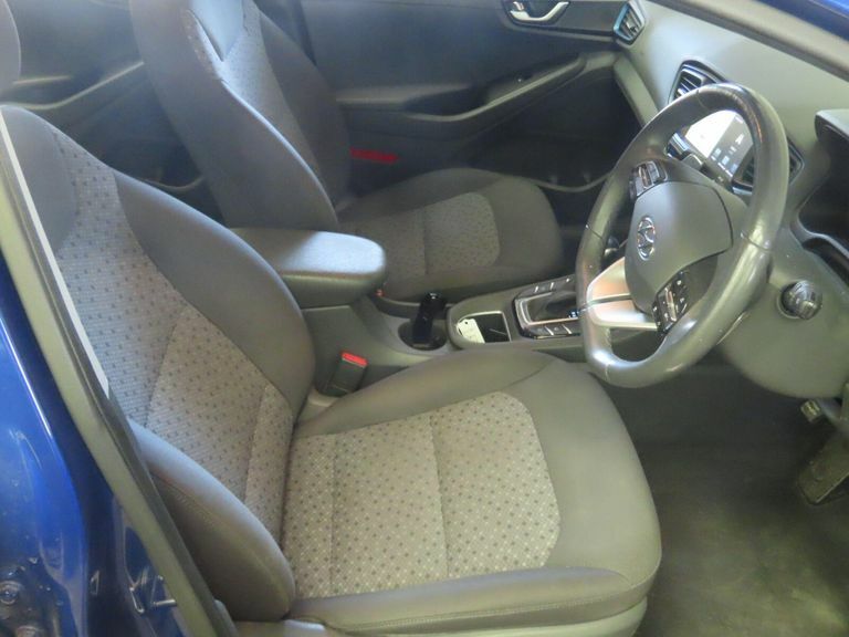 Hyundai Ioniq Hatchback Grey #9