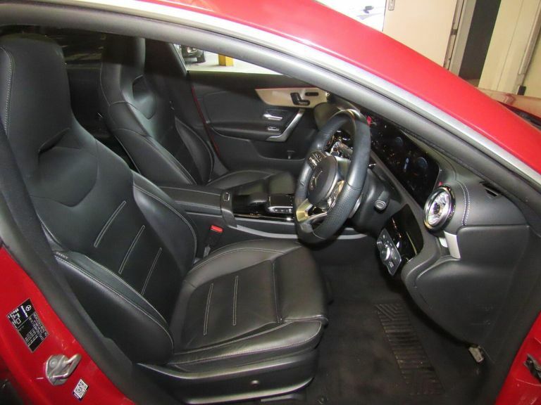 Mercedes-Benz CLA Class Amg Line Premium #8