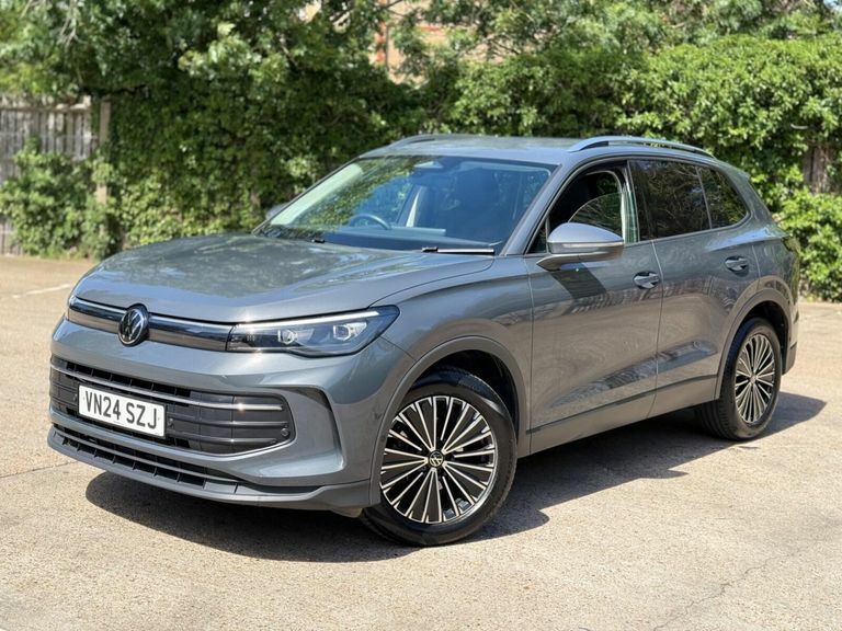 Volkswagen Tiguan 1.5 Etsi Mhev Match Dsg Euro 6 Ss VN24SZJ #5