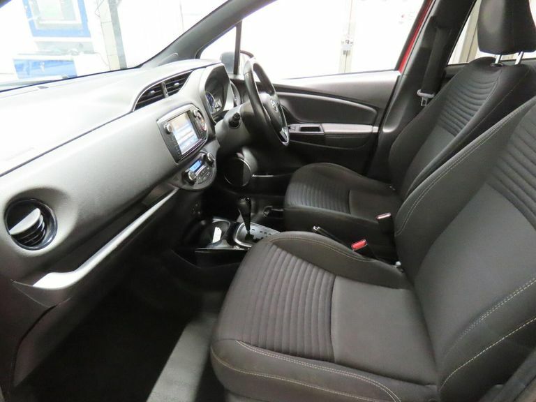 Toyota Yaris  Grey #10