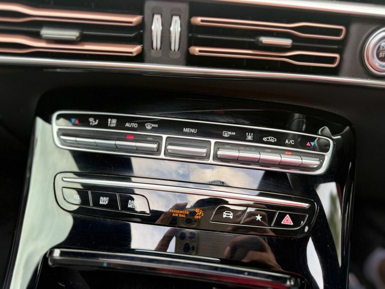 Mercedes-Benz EQC Amg Line White #34