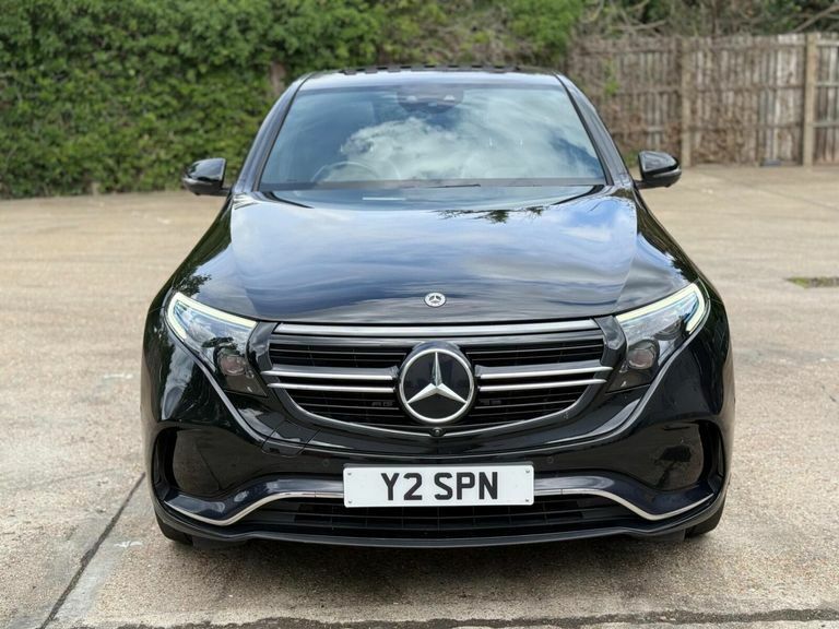 Mercedes-Benz EQC Eqc 400 80Kwh Amg Line Premium Plus 4Matic  #2