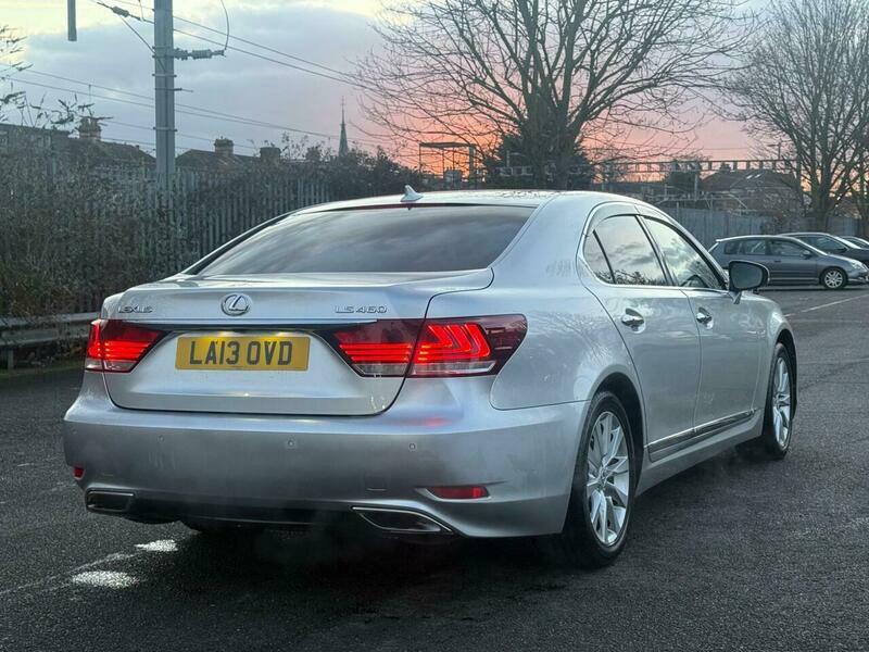 Lexus LS 4.6 460 V8 Luxury  #6