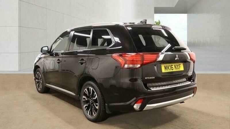 Mitsubishi Outlander 2.0H 12Kwh Gx4h Cvt MK16NXF Black #4