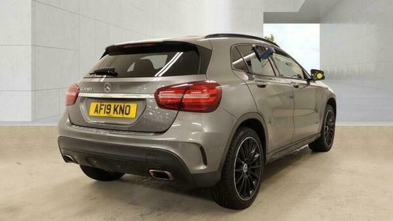Mercedes-Benz C Class 1.6 Gla180 Amg Line Grey #5