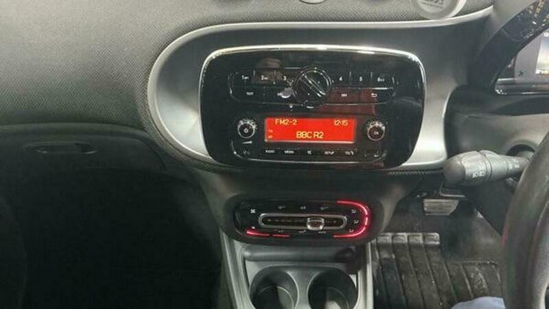 Smart Fortwo Cabrio Passion Yellow #11