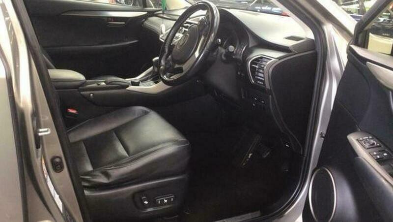 Lexus NX Nx 300H Luxury Cvt White #9