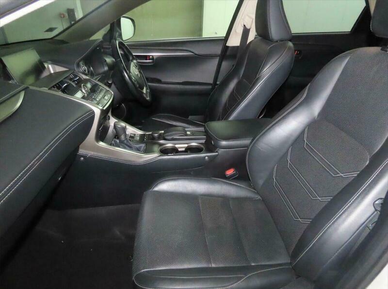 Lexus NX 300H 2.5 Luxury Cvt #7