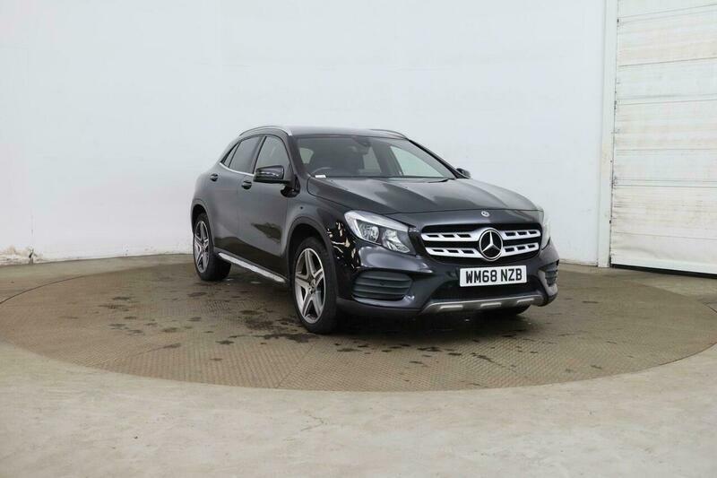 Mercedes-Benz C Class 1.6 Gla200 Amg Line Black