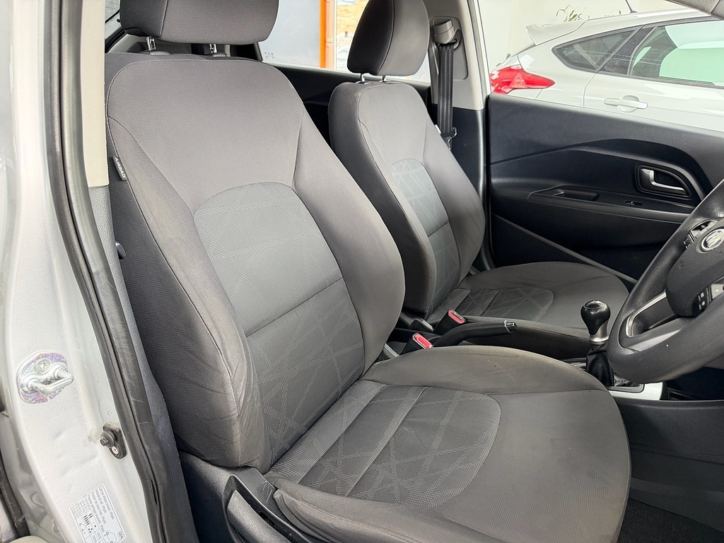 Kia RIO 1 Air Silver #5