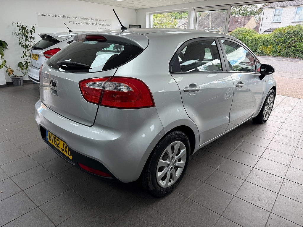 Kia RIO 1 Air Silver #4