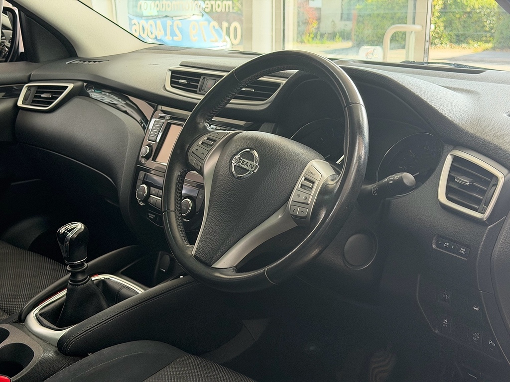 Nissan Qashqai Dig-t N-tec MM15VDX Black #5
