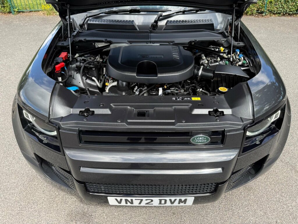 Land Rover Defender 90 Suv #30