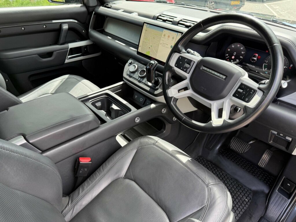 Land Rover Defender 90 Suv #11