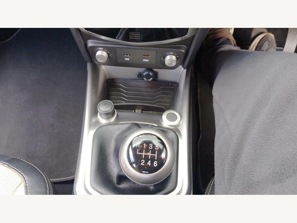 SsangYong Tivoli Ex Red #14