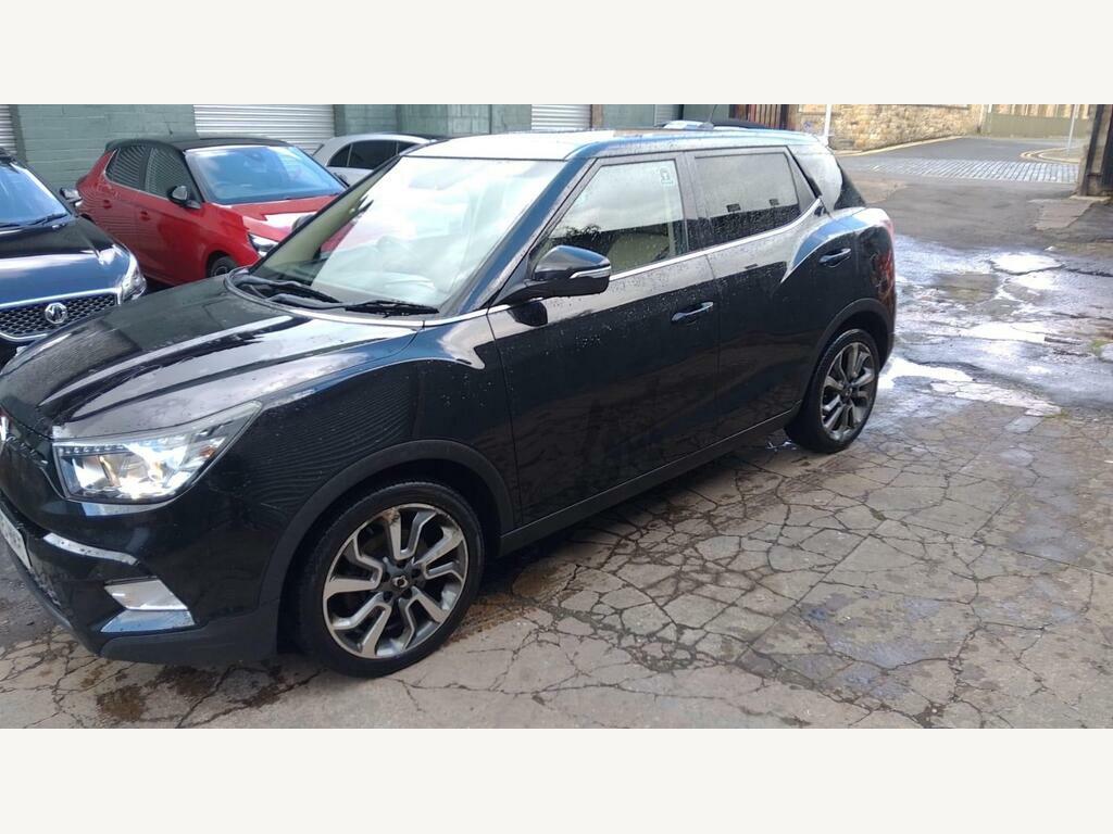 SsangYong Tivoli 1.6 E-xgi Elx Euro 6 S S Black #4