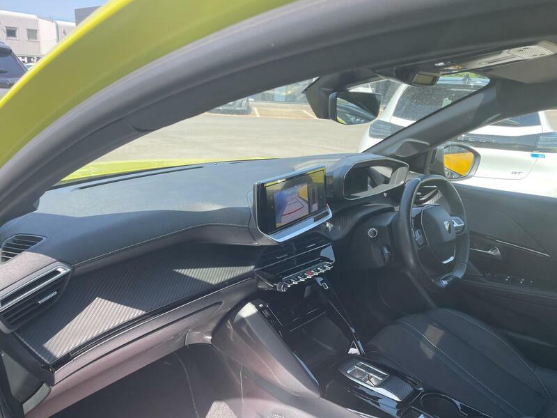Peugeot e-208 51Kwh Gt 7.4Kw Charger NA24ENC Yellow #2