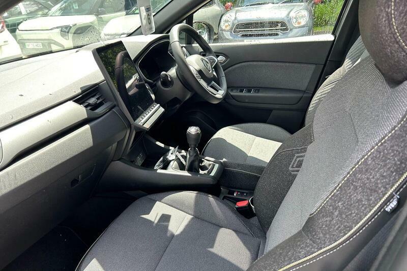 Renault Captur 1.0 Tce Techno Euro 6 Ss WG25XYV Grey #2