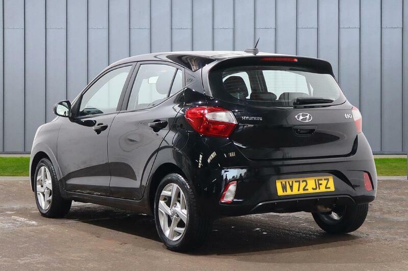 Hyundai I10 1.2 Se Connect Euro 6 Ss WV72JFZ Black #3