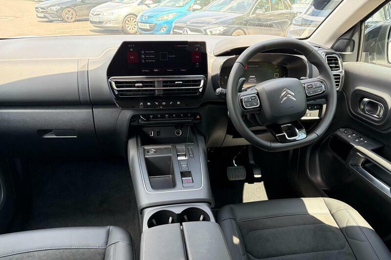 Citroen C5 Aircross 1.2 Hybrid 145 Max Red #9