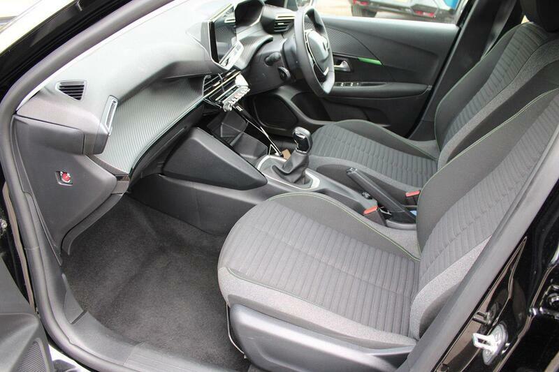 Peugeot 208 1.2 Puretech Active Euro 6 Ss WV24OGB Black #2
