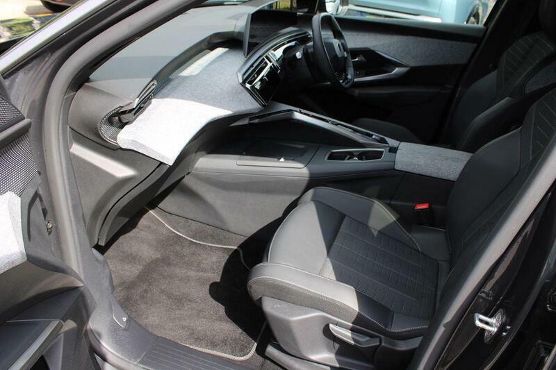 Peugeot 5008 1.2 Gt E-dsc6 Euro 6 Ss KR25GZK Grey #2