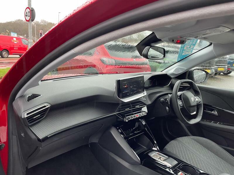 Peugeot 208 1.2 Hybrid Allure E-dsc6 Euro 6 Ss Red #2