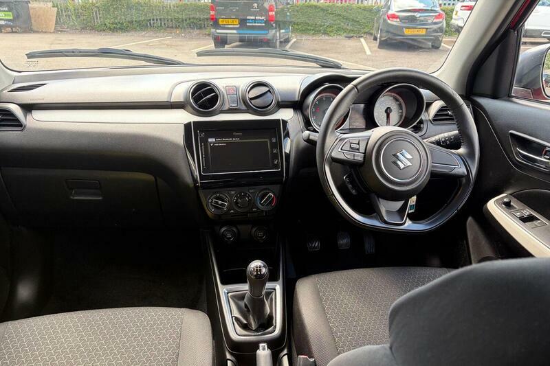 Suzuki Swift 1.2 Dualjet Shvs Sz-t Red #8