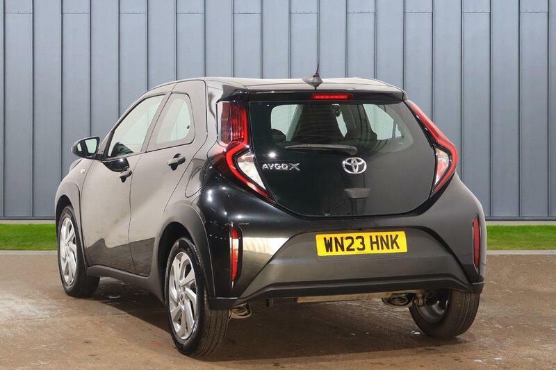Toyota Aygo X 1.0 Vvt-i Pure Euro 6 Ss WN23HNK Black #3