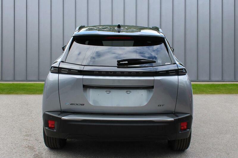 Peugeot e-2008 115Kw Gt Premium 54Kwh White #7