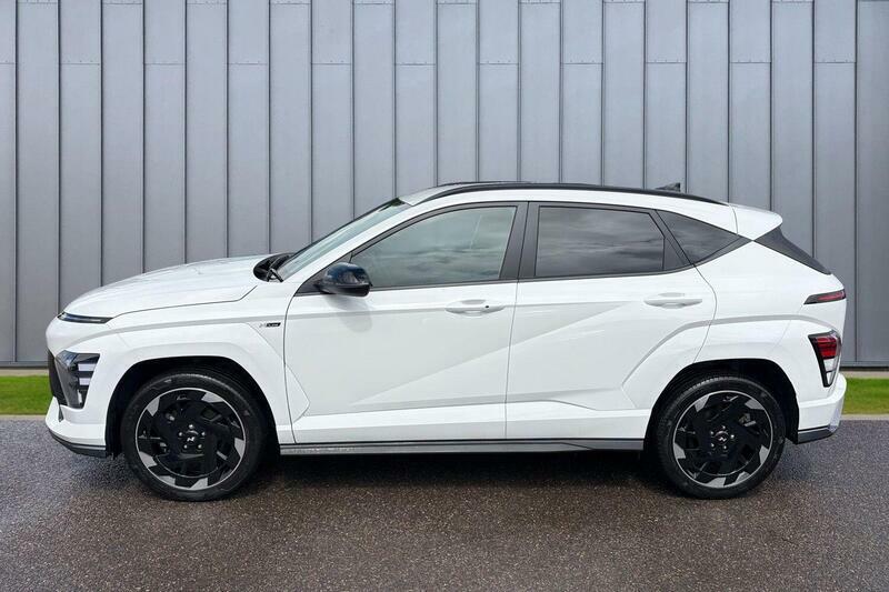 Hyundai Kona 65.4Kwh N Line White #5