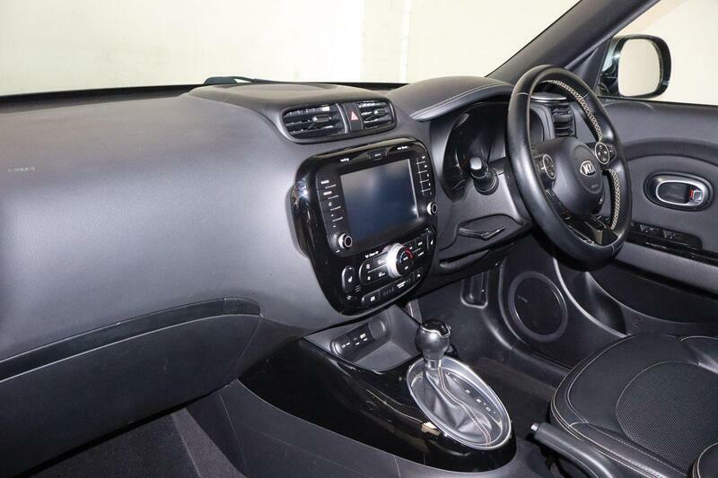 Kia Soul 1.6 Crdi Maxx Euro 5 Silver #2