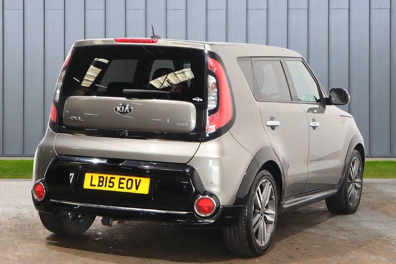 Kia Soul Crdi Connect Black #9