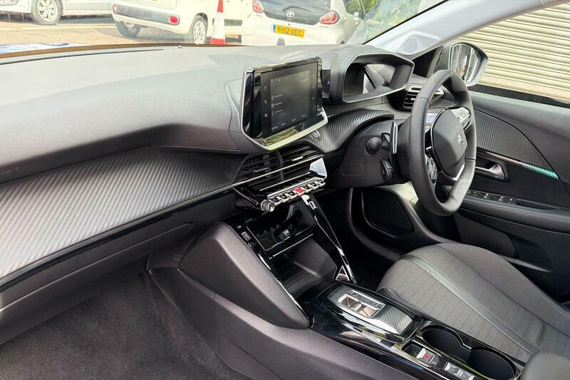 Peugeot 208 1.2 Puretech Allure Premium Eat Euro 6 Ss MD23ULK Blue #2