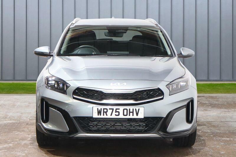 Kia Xceed 1.5 T-gdi 3 Euro 6 Ss Silver #3
