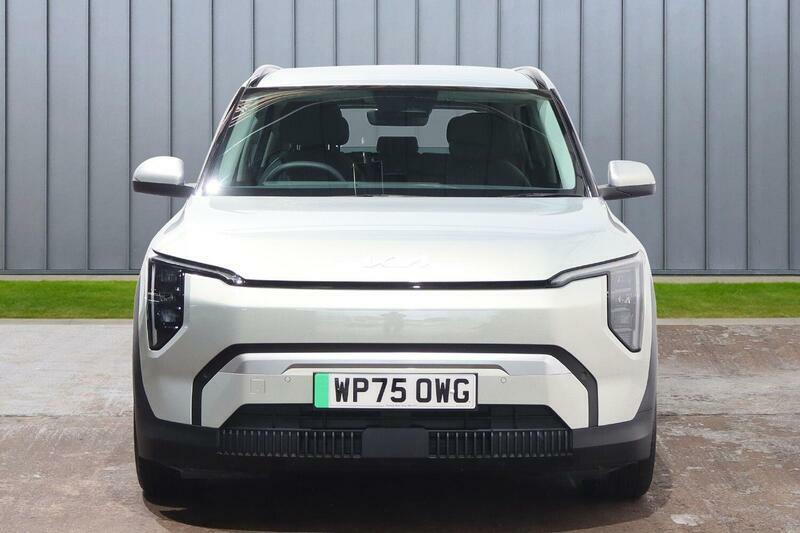 Kia EV3 81.4Kwh Air Silver #3