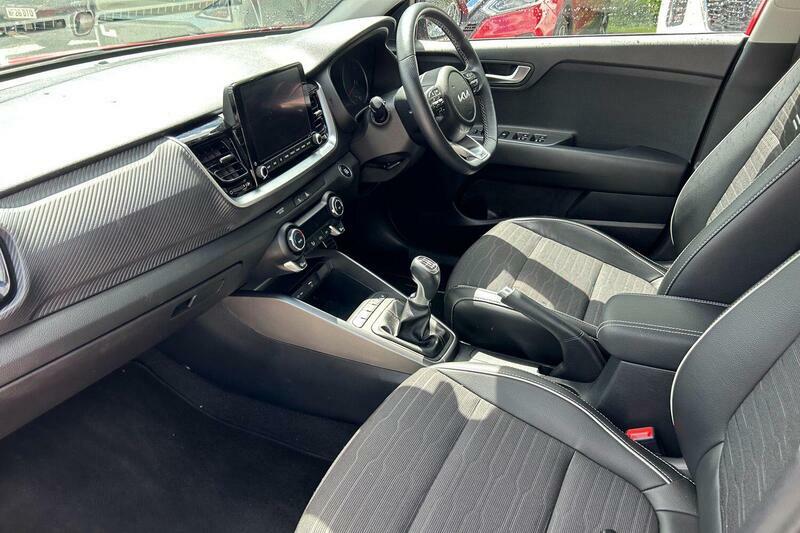 Kia Stonic 1.0 T-gdi Mhev Gt-line S Euro 6 Ss Red #2