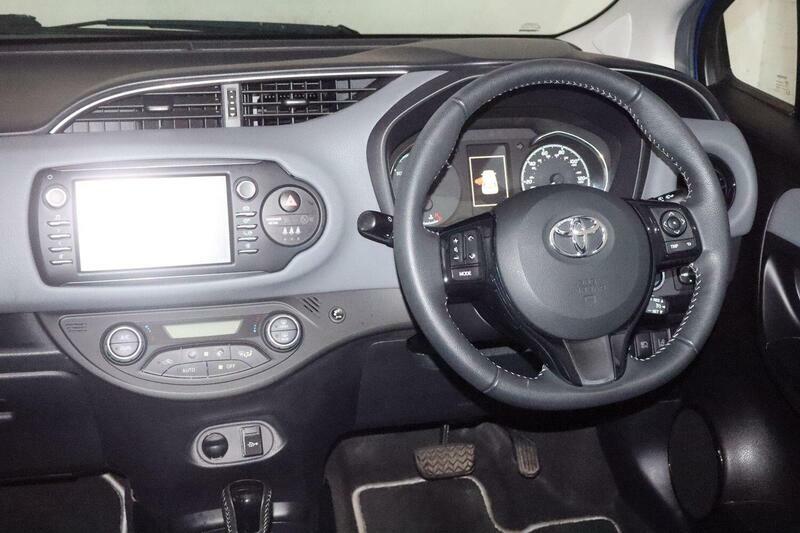 Toyota Yaris Excel Blue #18
