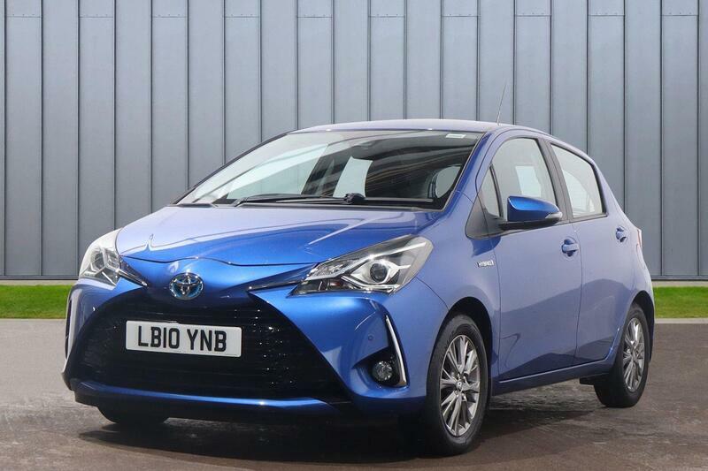 Toyota Yaris Excel Blue #3