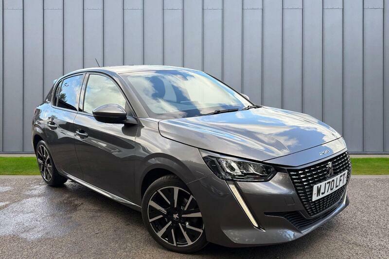 Peugeot 208 Puretech Allure Hatchback Black #1