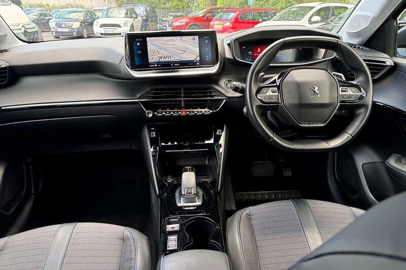 Peugeot 208 Puretech Allure Hatchback Black #9