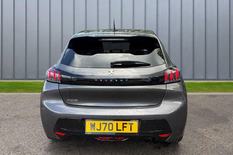 Peugeot 208 Puretech Allure Hatchback Black #6