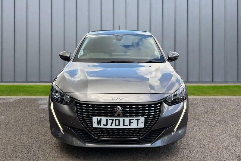 Peugeot 208 Puretech Allure Hatchback Black #3