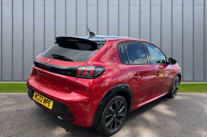Peugeot 208 1.2 Puretech Gt Premium Euro 6 Ss Red #3