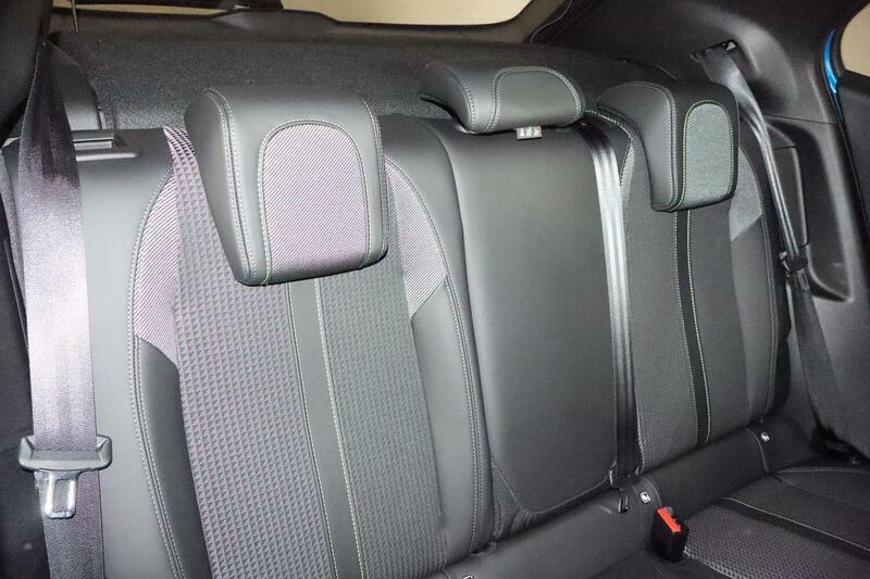 Peugeot e-2008 100Kw Active Premium 50Kwh Black #15